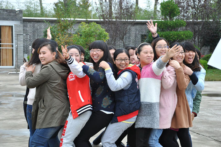 熱烈慶祝鹽城思科2014年Q3季度優(yōu)秀員工表彰大會圓滿舉行！